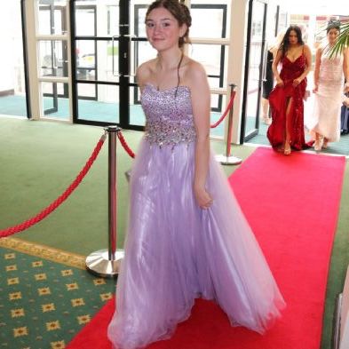 tsaPromRedCarpet223)