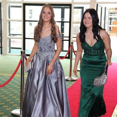 tsaPromRedCarpet2239)